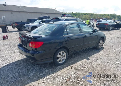 2004 Toyota Corolla S z USA, uszkodzony, nr VIN 1NXBR32E44Z329965